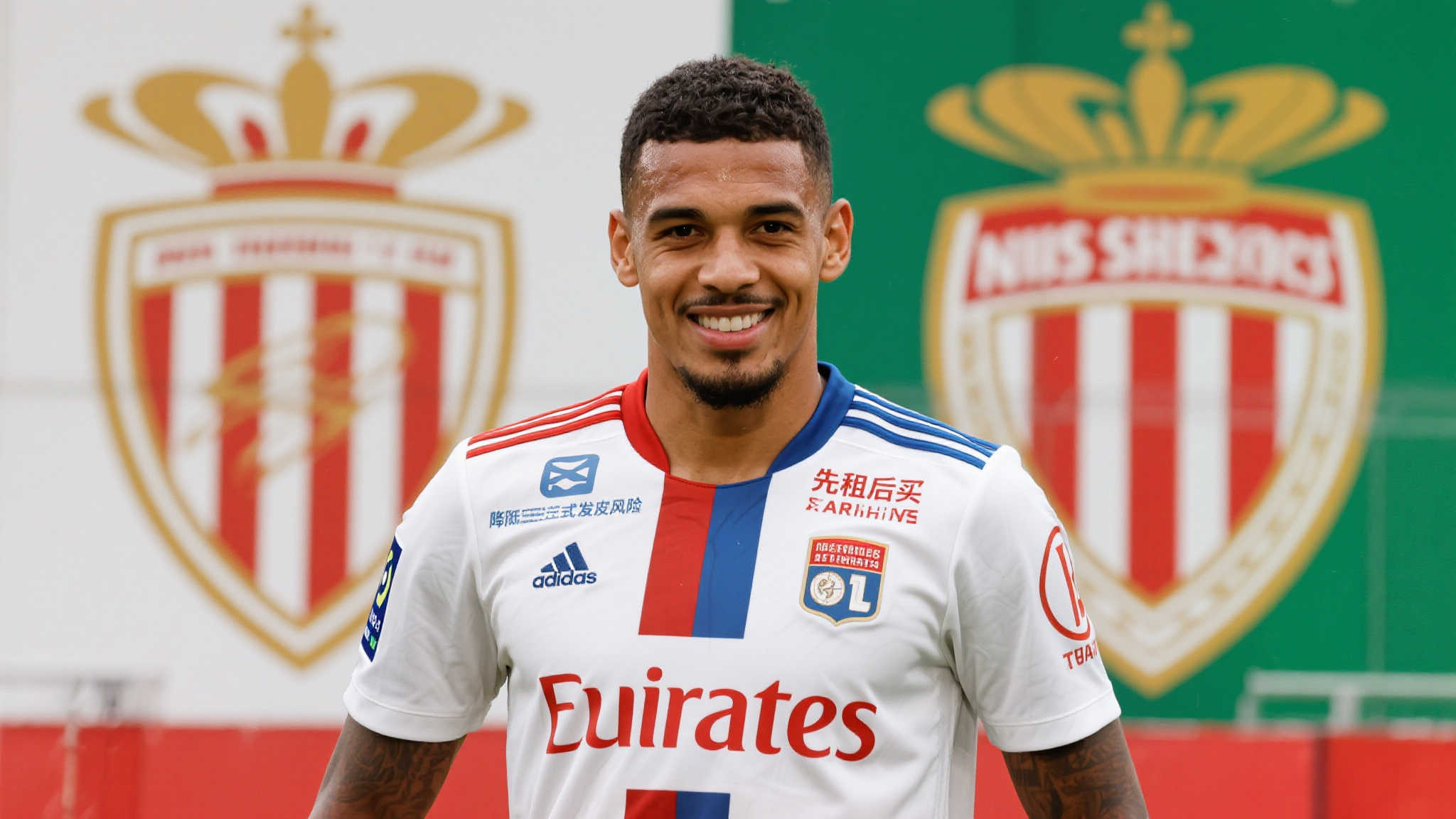 尼斯与塞维利亚竞相争夺法兰克福中场租借机会 尼斯与塞维利亚竞相争夺法兰克福中场租借机会